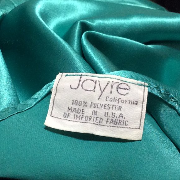 COPY - Wonderful Silk Sleepwear - Picture 4 of 9